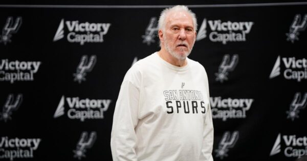 Absent from Spurs’ Wembanyama bench, Gregg Popovich suffers “mild stroke”