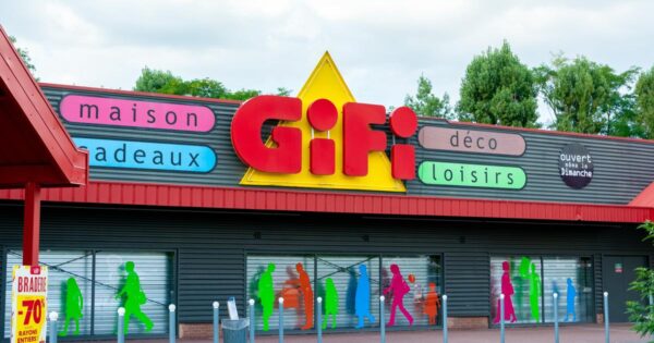 In dire straits, bazaar chain Gifi looks for a buyer