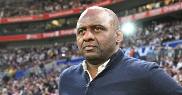 Patrick Vieira close to signing for Genoa