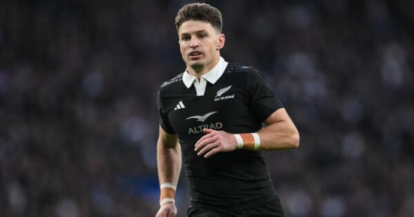 before Ireland, the All Blacks lose Beauden Barrett and Codie Taylor to injury