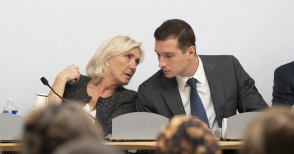 Marine Le Pen and Jordan Bardella, a ticket that seeks to stand the test of time