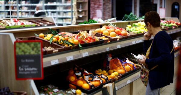 risk of fruit and vegetable shortages in French supermarkets