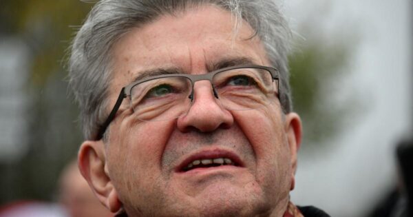 for Jean-Luc Mélenchon, the Barnier government will fall “between December 15 and 21”.