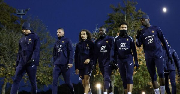 for Les Bleus, a gloomy reunion at a virtually empty Stade de France