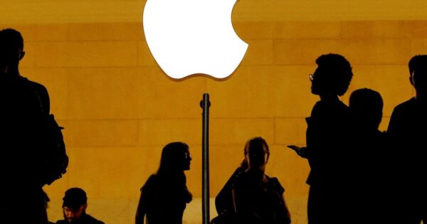 Apple targeted by £3 billion complaint in the UK for anti-competitive practices