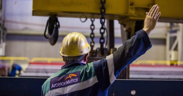 ArcelorMittal tops the CAC 40, Air France-KLM falls, penalized by the Olympic Games