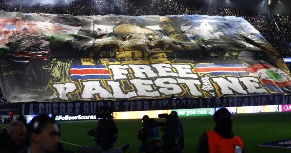 the controversial PSG-Atlético fan banner