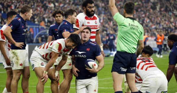 relive all of Les Bleus’ tries during the demonstration against Japan