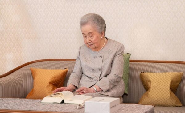 death at 101 of Princess Mikasa, doyenne of the imperial family